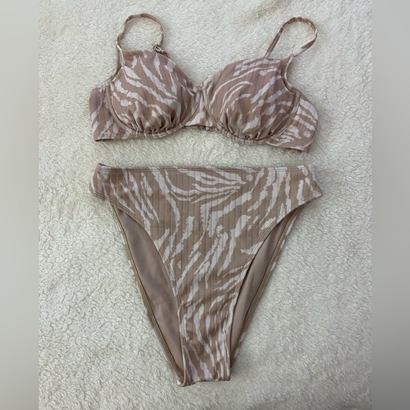 Wild Fable Swim Wild Fable Tan And White Bikini Set With Zebra